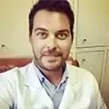 Portrait du Dr Walid Saidane, spécialiste en chirurgie esthétique en Tunisie